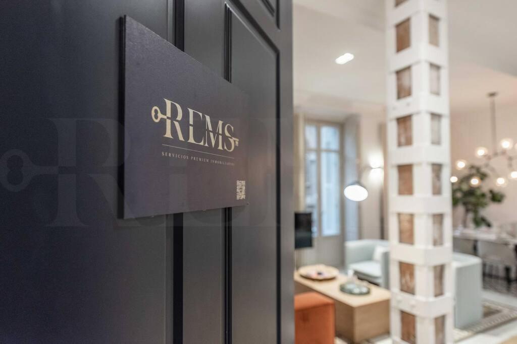 Contemporary Loft In The Historic City Center By Rems Málaga Eksteriør billede